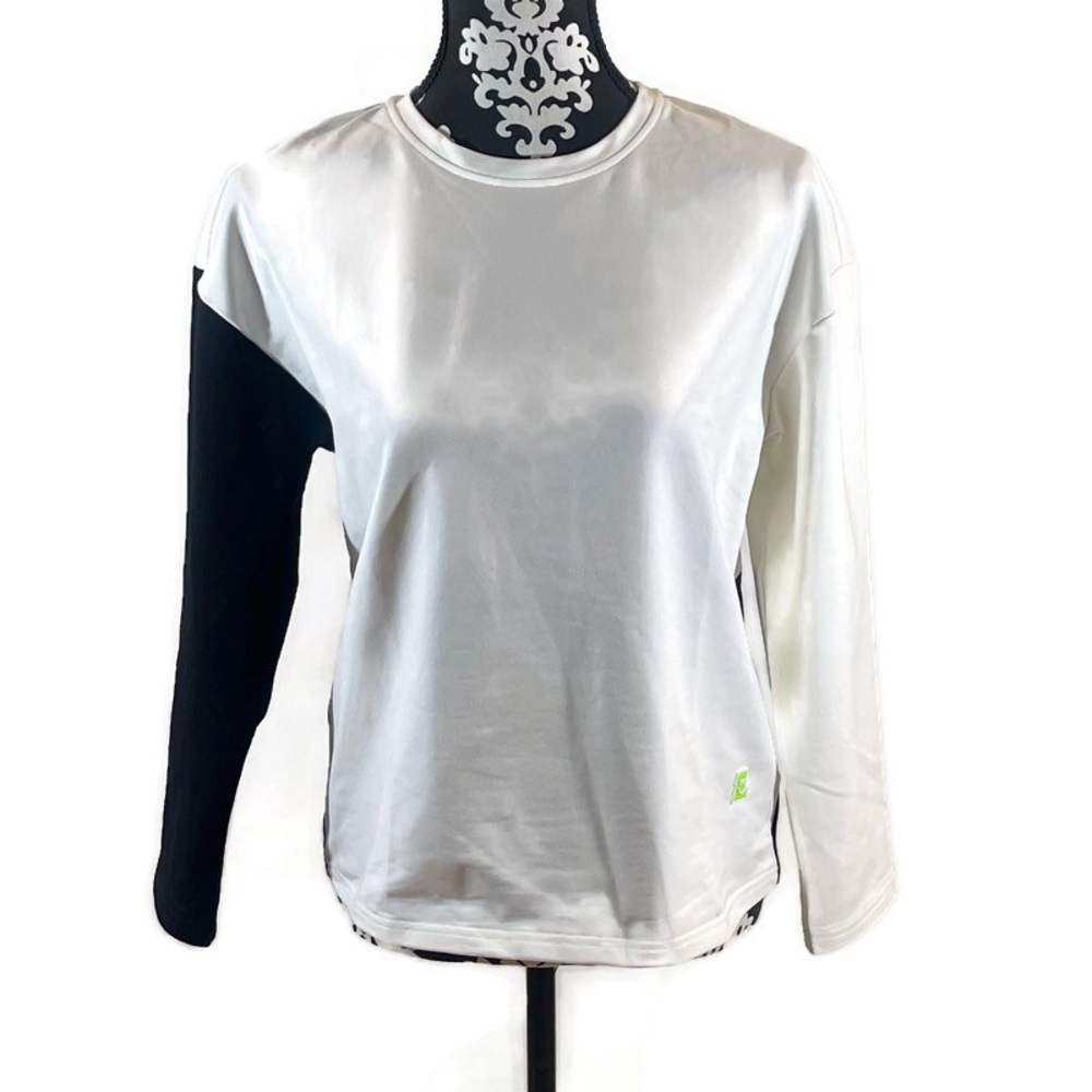 Long Sleeve Color Blocked Sweatshirt